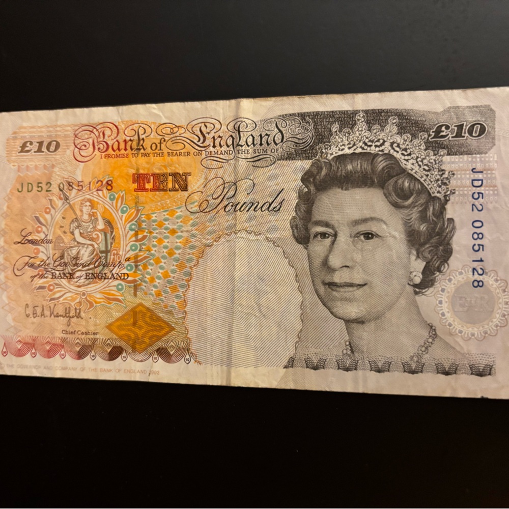 £10 British Pound Note 1993 -VTG collectible
